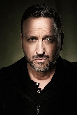 Stefan Pfau
