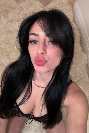 Camila Hubner